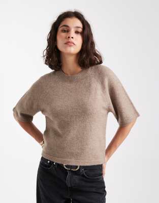 Brave Soul - Gestricktes T-Shirt in Nerzbeige mit Rundhalsausschnitt-Neutral