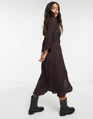 heart print wrap dress
