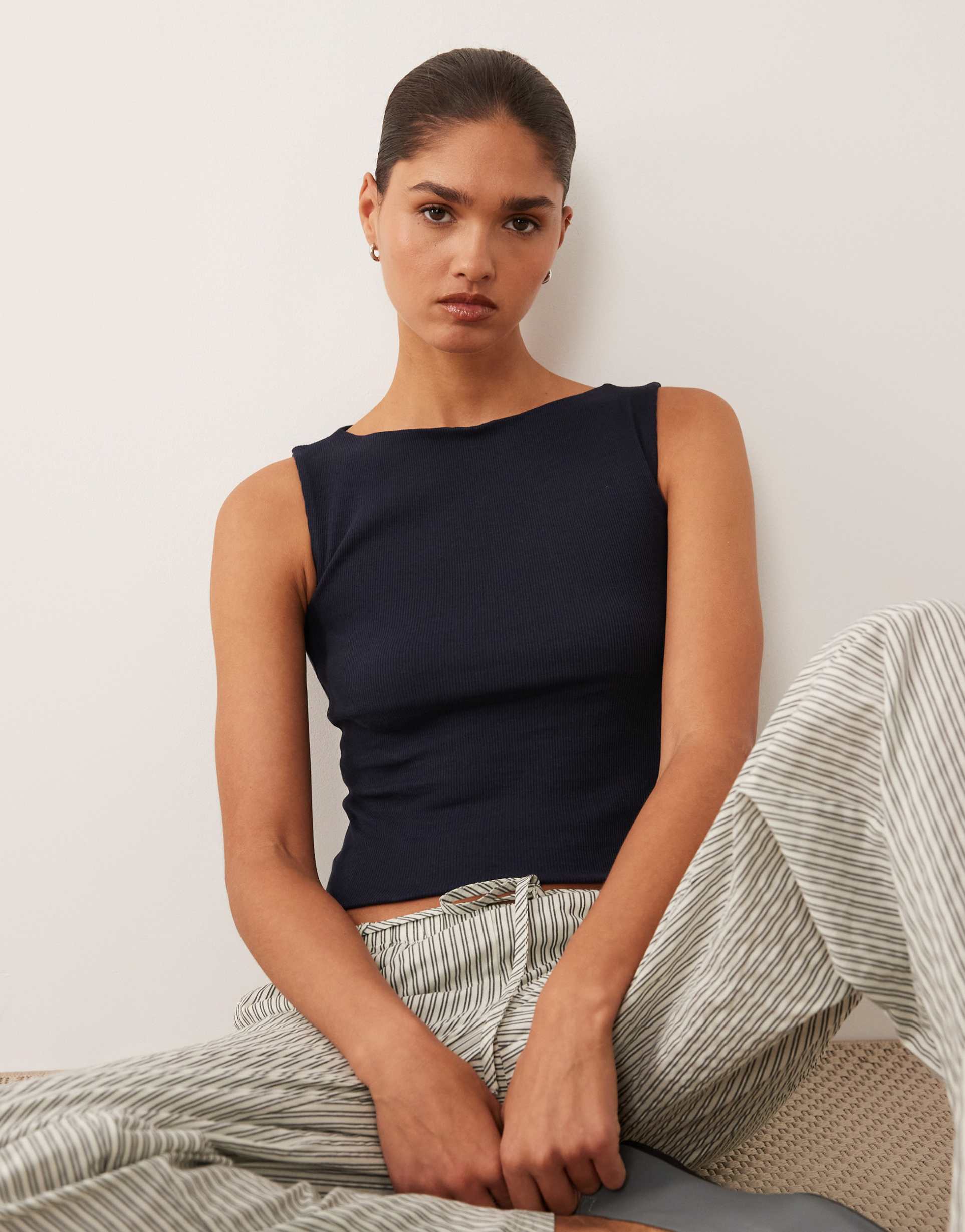 brave soul high neck tank top in navy