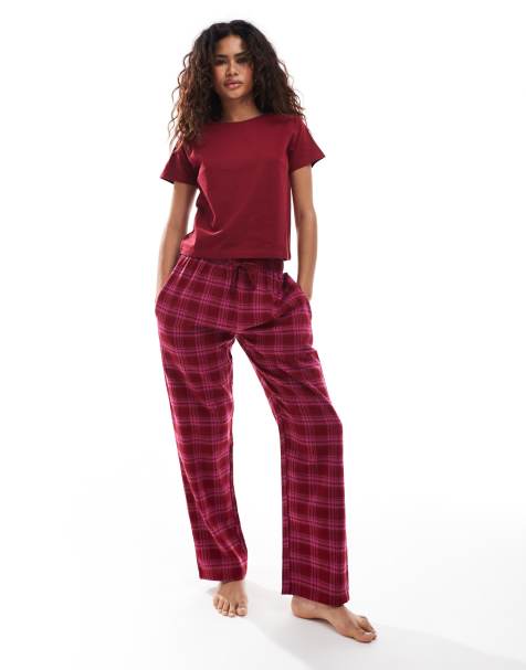 Brave Soul – Jersey-Pyjama in Rot, aus T-Shirt und weit geschnittener, karierter Hose - view 1