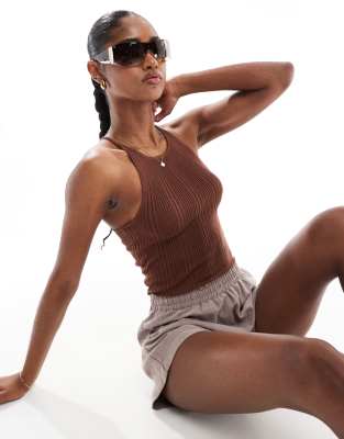 knit cropped tank top in brown