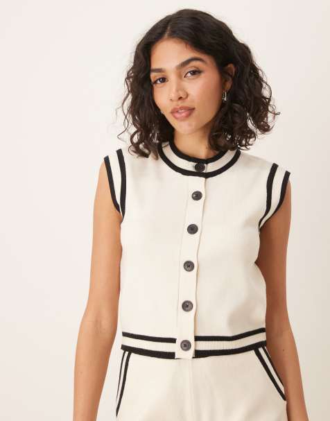 Brave Soul knit vest with black piping in white - part of a set - view 1
