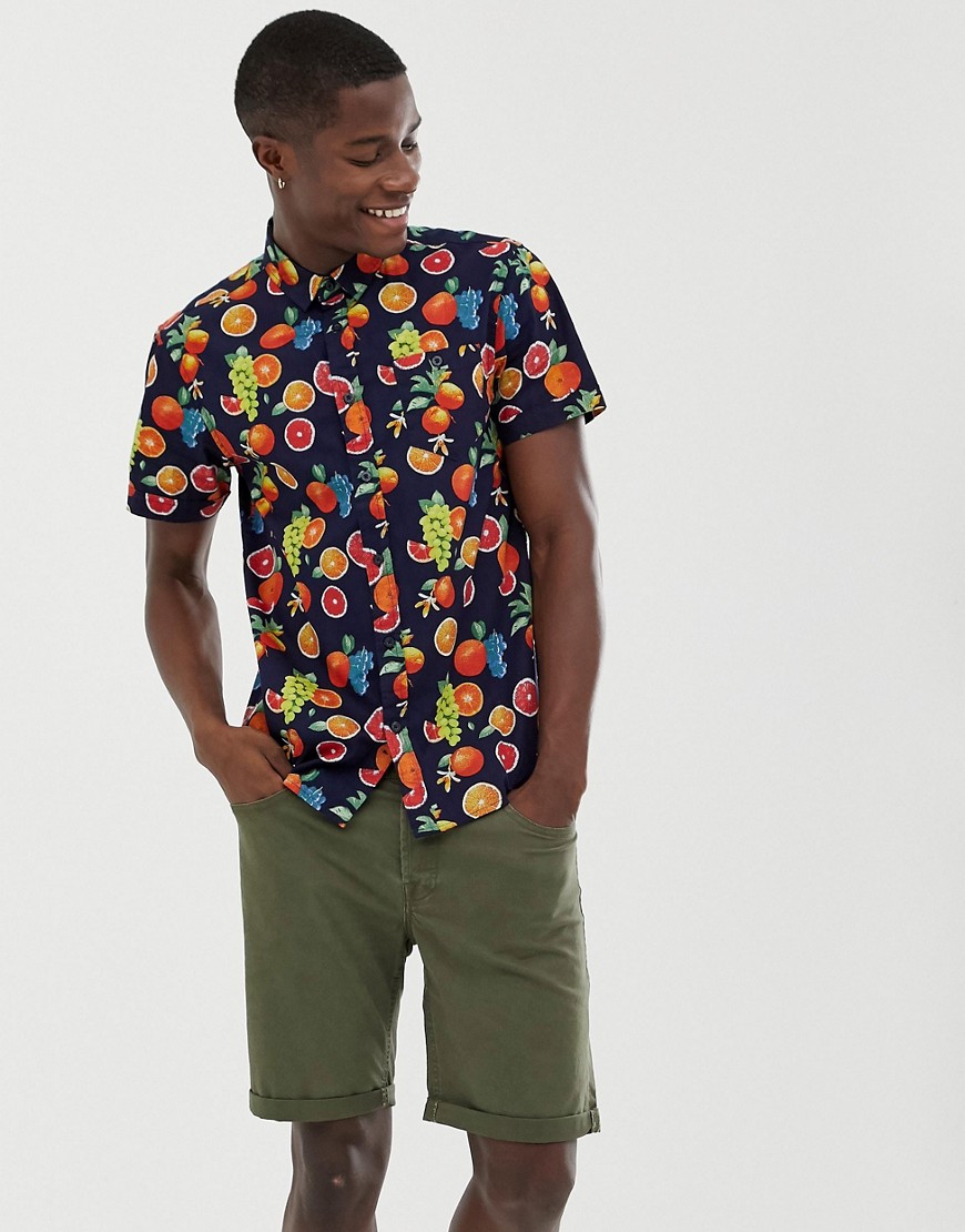 Brave Soul kortærmet skjorte med frugtprint-Marineblå