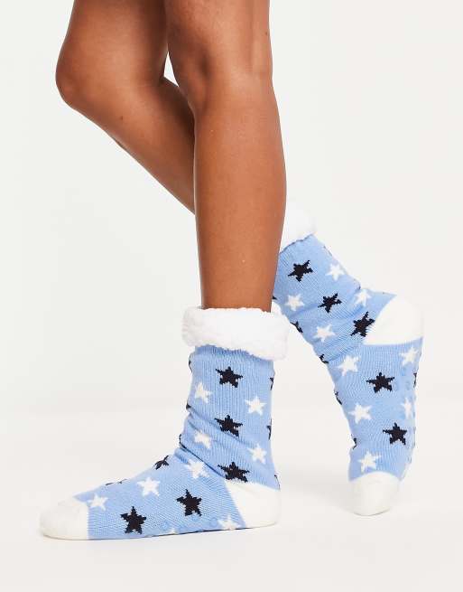 Brave Soul – Kuschelige Socken in Eisblau mit Sternenmuster