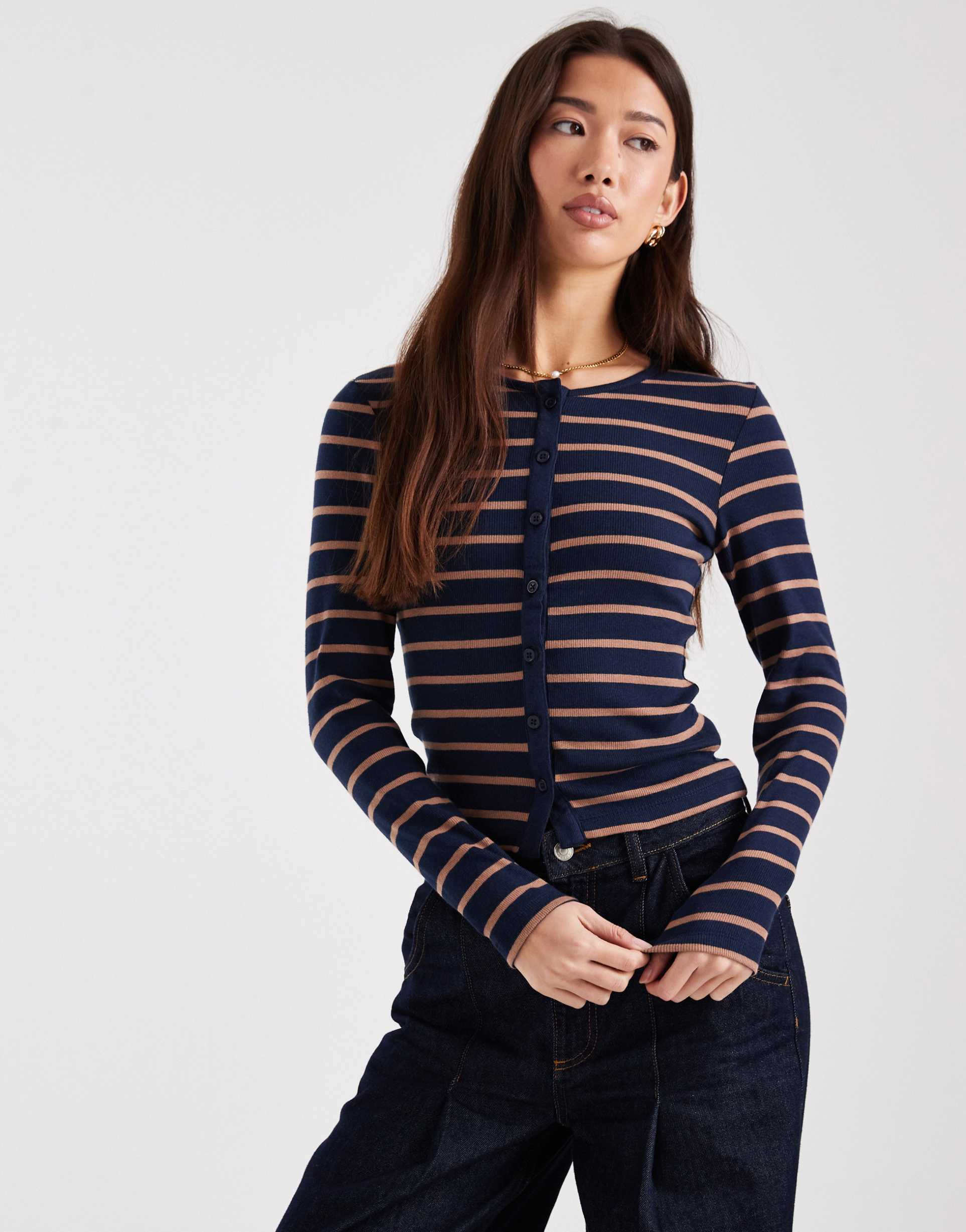 brave soul long sleeve button down ribbed top in navy and taupe stripe