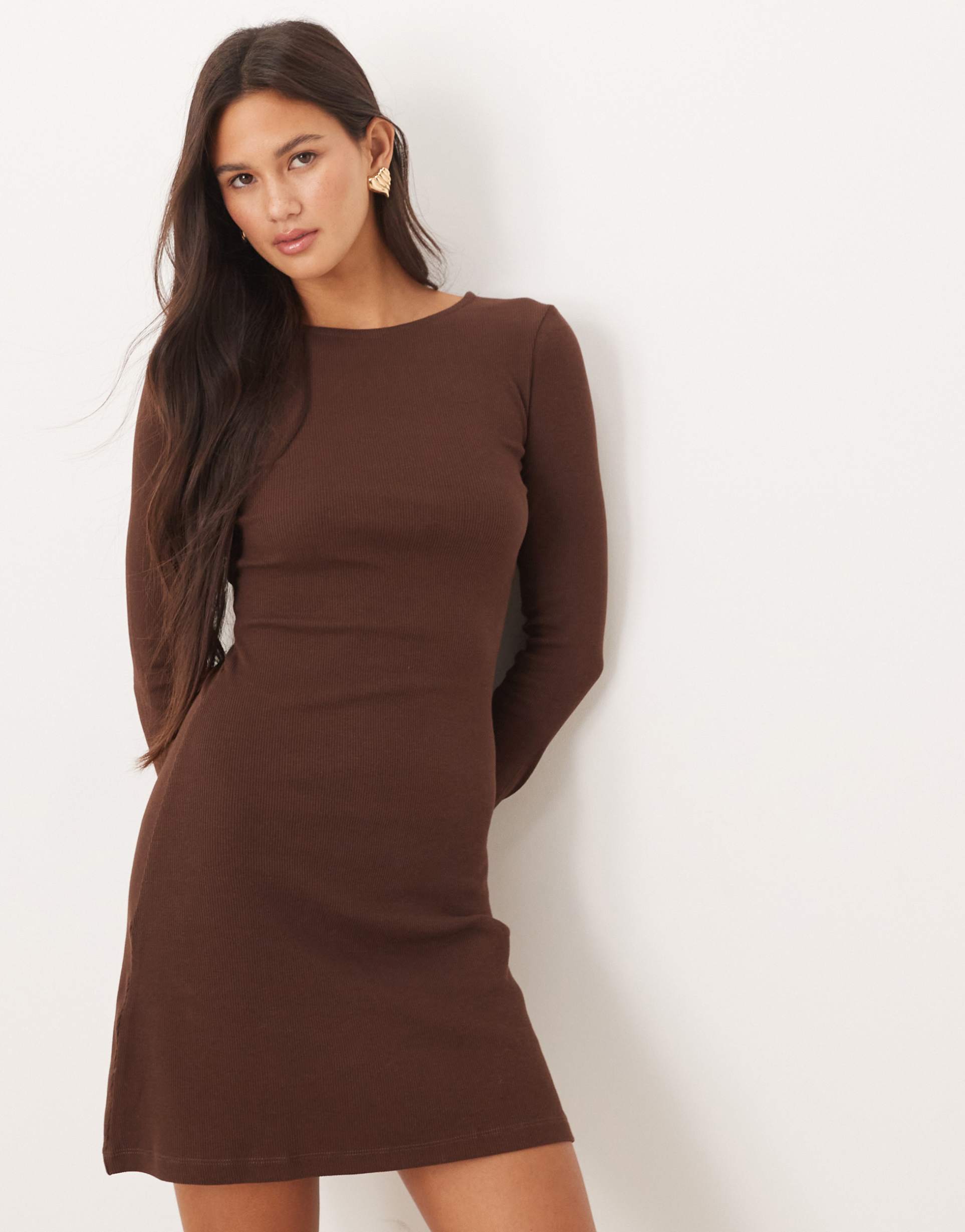 brave soul long sleeve jersey dress in chocolate brown
