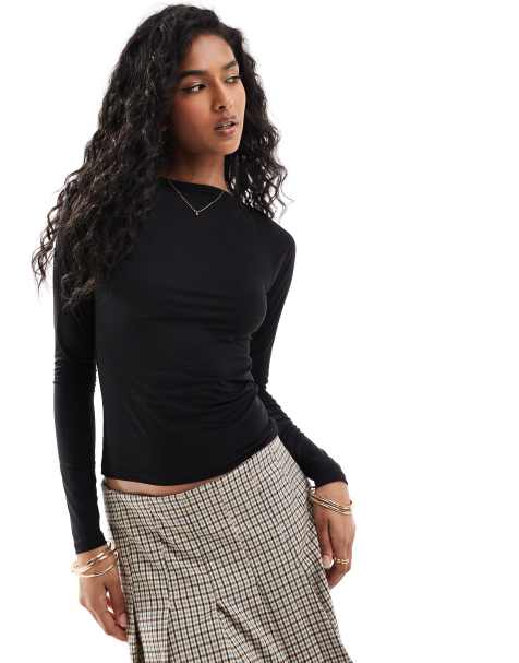 Brave Soul long sleeve sculpt top in black - view 1