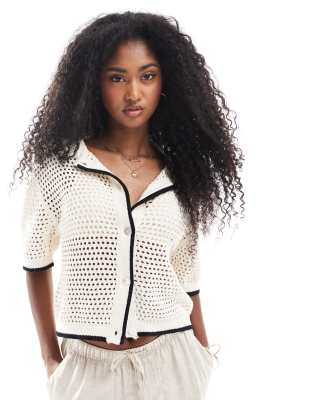 Brave Soul Loose knit collared blouse in cream-White