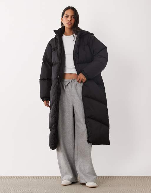 Brave Soul maxi length puffer coat in black, 2 of 4