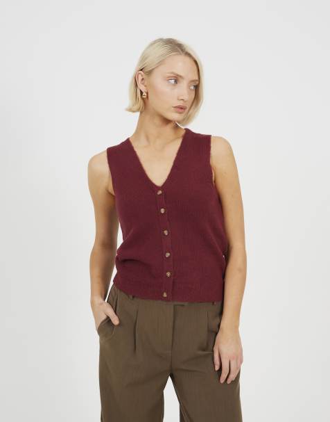 Brave Soul Mossy yarn v-neck knitted waistcoat in wine - view 1