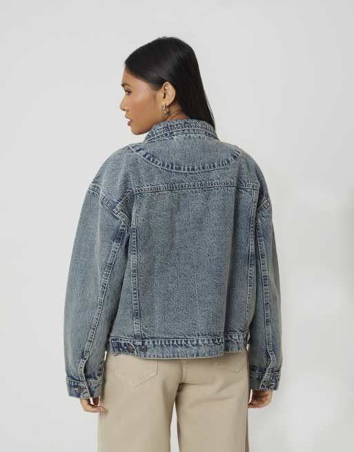 Brave Soul Oversized denim jacket in mid blue, 2 of 4