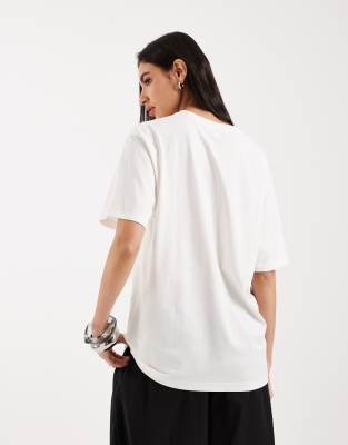 Brave Soul Oversized Fit T-shirt In White