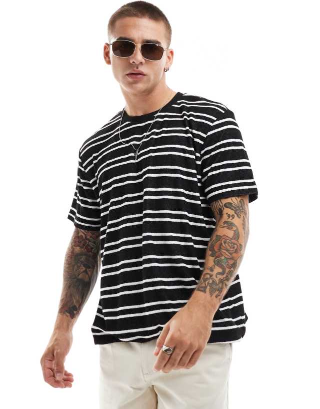 Brave Soul - oversized towelling t-shirt in white and black stripe