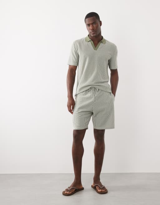 Brave Soul - Conjunto verde salvia y crudo a rayas de polo y pantalones cortos, 3 de 3