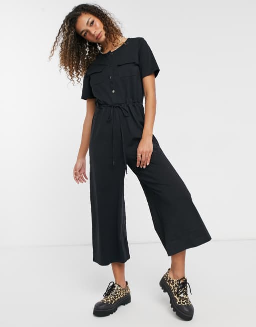 Brave Soul – Pearl – Svart jumpsuit med knytning i midjan och fickor i cargostil