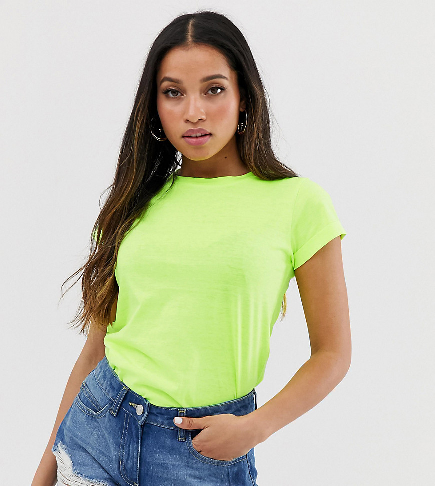 Brave Soul Petite – Eleanor – Neongrön t-shirt i basmodell