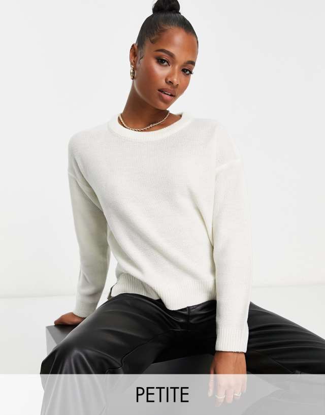 Brave Soul - petite grunge crew neck jumper in cream