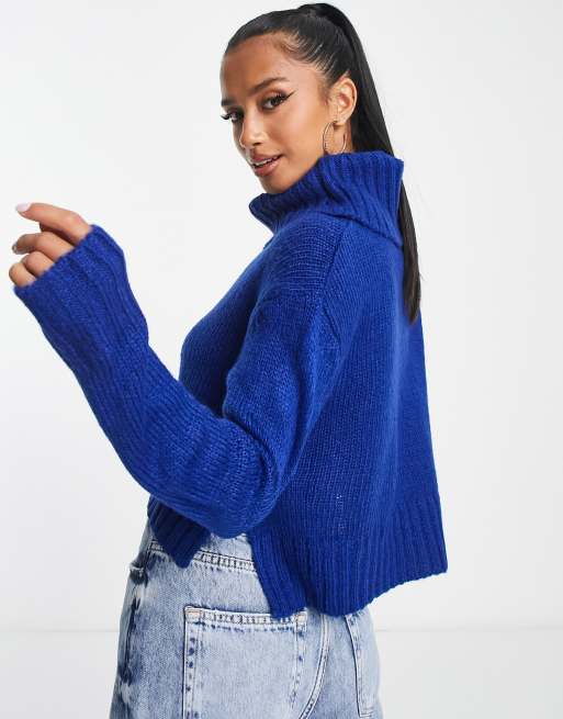 Brave Soul Petite pull court coupe carrée à col roulé bleu électrique, 4 de 4