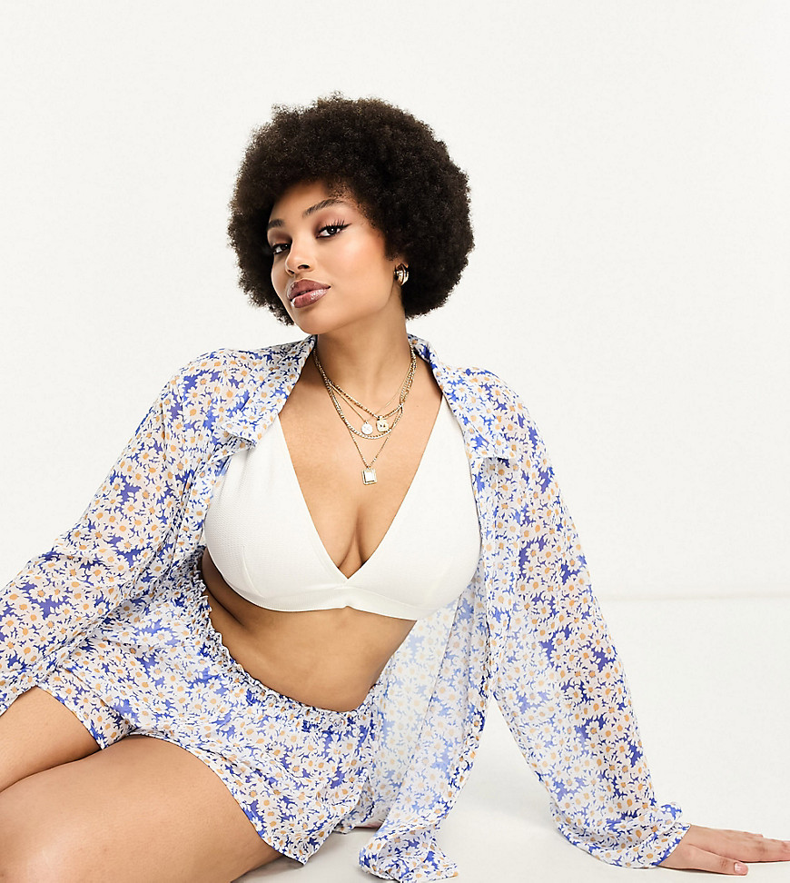Brave Soul Plus beach shirt and short set in blue and white daisy print