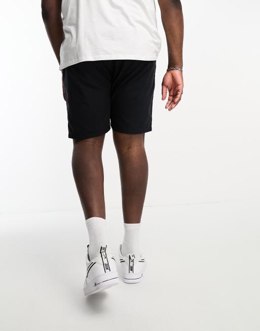 Brave Soul Plus elasticated waist lightweight cotton shorts in black, 3 of 4