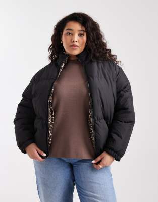 Brave Soul Plus - Wendbare, kurze Pufferjacke in Schwarz und Leopardenmuster