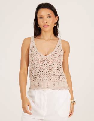Scalloped Edge 2