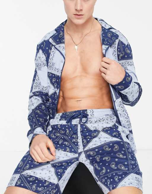 Brave Soul – Pyjama, bestehend aus Hemd und Shorts in Marineblau mit Paisleymuster