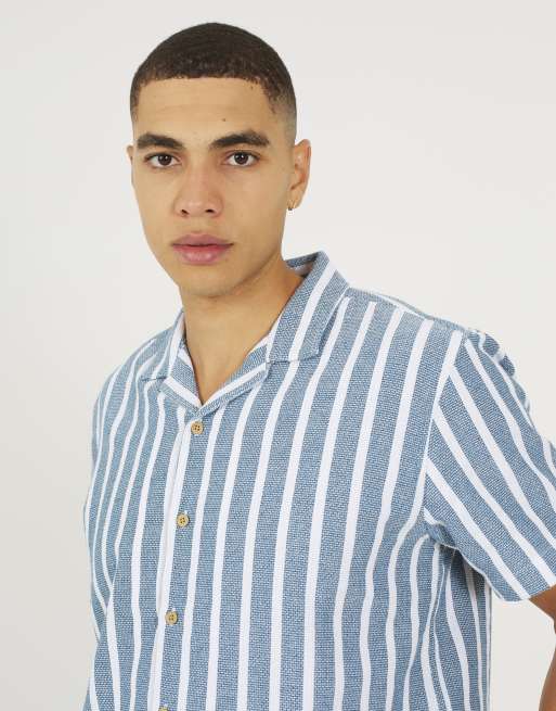 Brave Soul Regular fit revere collar shirt in green, 4 of 4