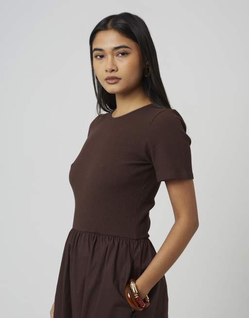 Brave Soul - Robe longue en jersey et popeline mélangés à col ras de cou - Chocolat, 4 de 4