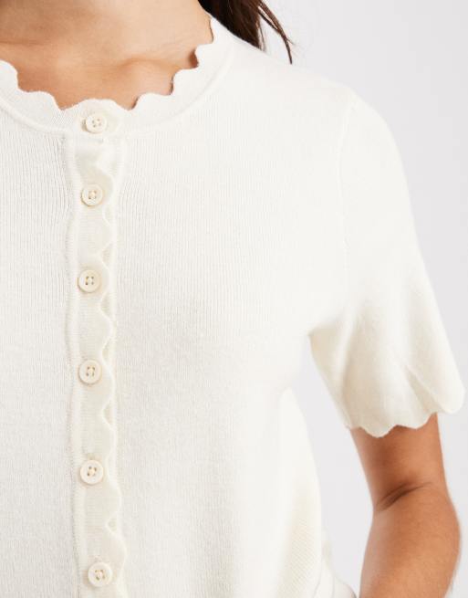 Brave Soul scallop edge short sleeve cardigan in ivory, 3 of 4