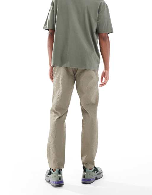 Brave Soul – Seersucker-Hose in Taupe mit schmalem Bein, 4 von 5