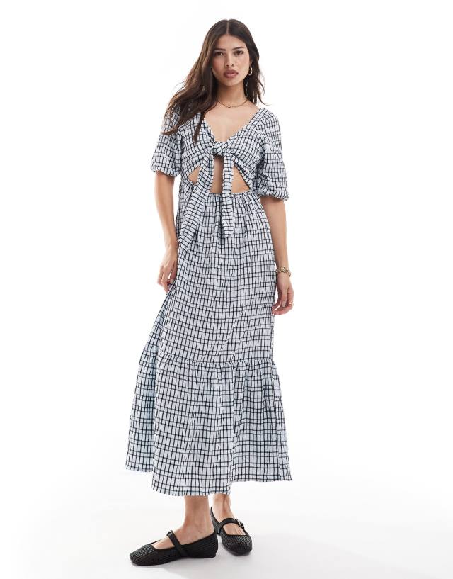 Brave Soul - seersucker maxi dress in blue gingham print