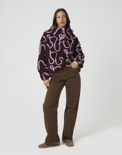 Brave Soul Sherpa fleece squiggle print sweatshirt in mauve, 3 of 4
