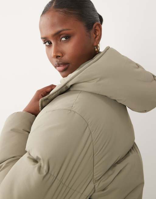 Brave Soul short puffer jacket with hood in sage green, 4 of 4