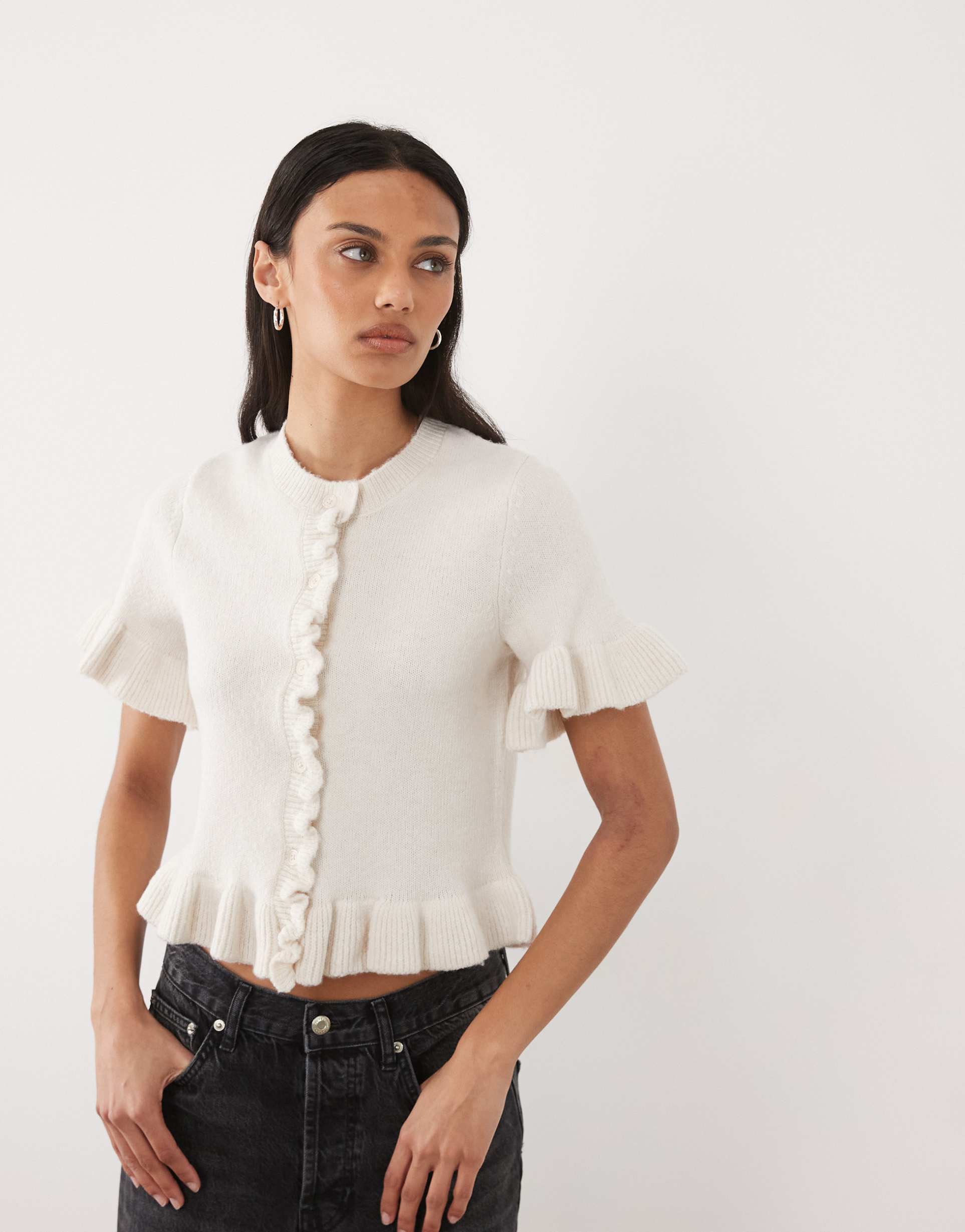 brave soul short sleeve cardigan wiith frill hem in oat