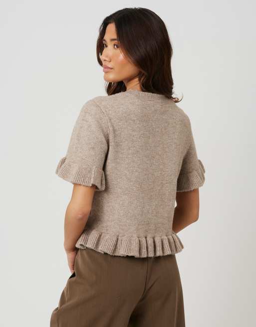 Brave Soul Short sleeve cardigan with frill hem in beige, 4 of 4