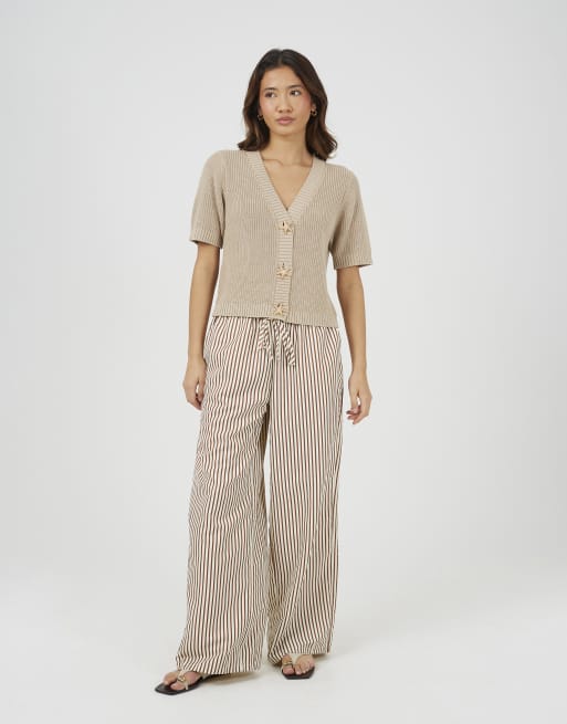 Brave Soul Short sleeve knitted cardigan with starfish buttons in stone, 2 of 4