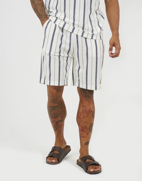 Brave Soul Shorts with badge in cream - view 1