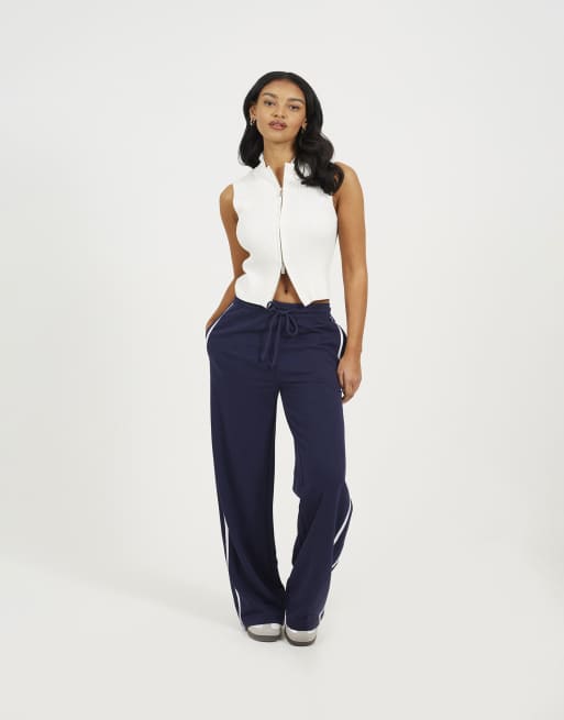 Brave Soul Side stripe wide leg joggers in navy, 2 of 4