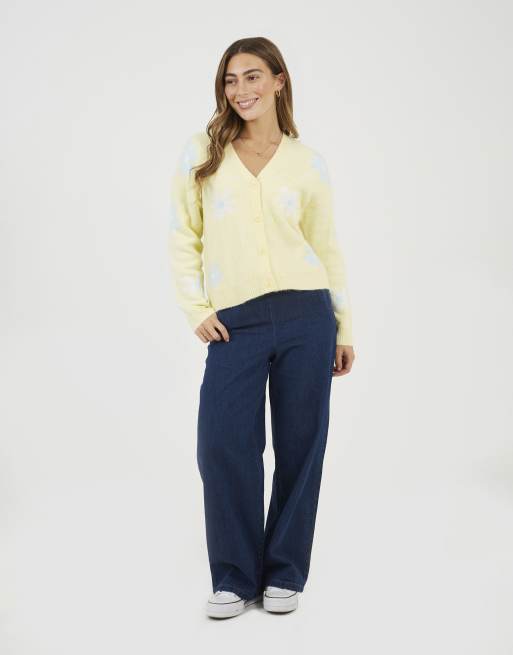 Brave Soul Soft flower jacquard knitted cardigan in yellow, 2 of 4