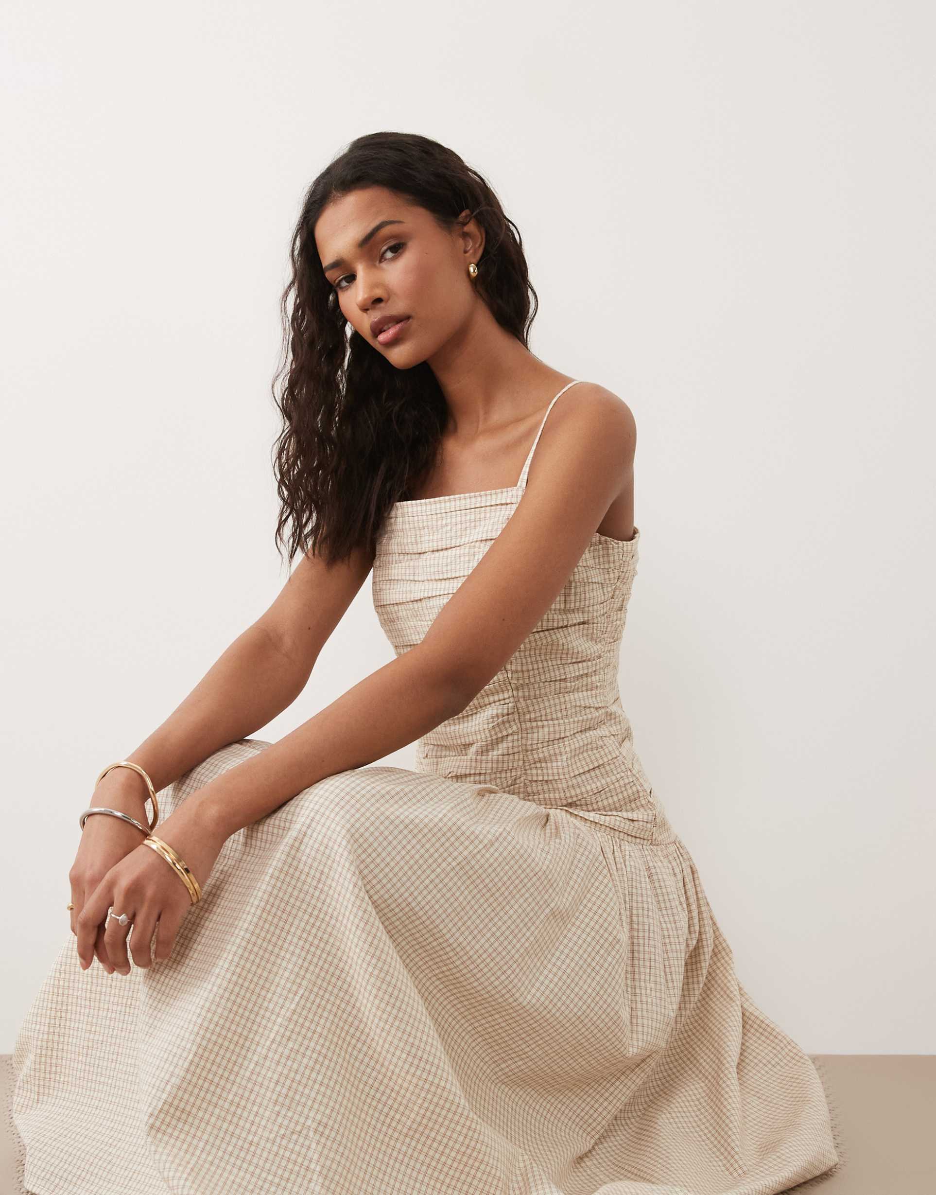 brave soul strappy midi dress with ruched bodice in brown gingham plaid