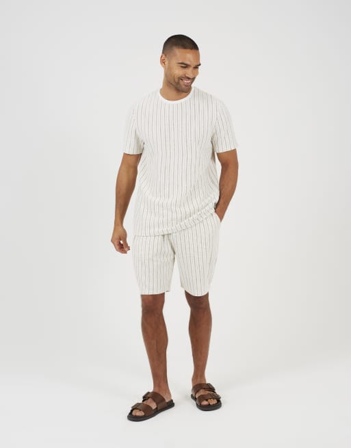 Brave Soul Striped elasticated waist shorts in cream, 3 of 4
