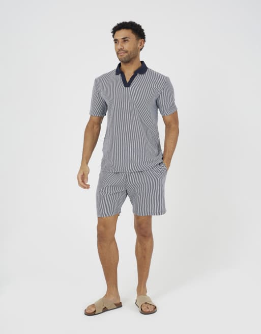 Brave Soul Striped elasticated waist shorts in navy, 3 of 4