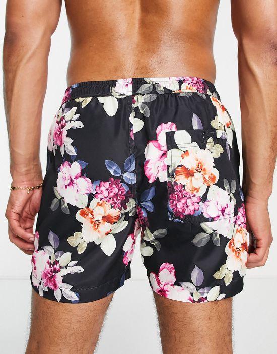 https://images.asos-media.com/products/brave-soul-swim-shorts-in-black-floral/201909524-2?$n_550w$&wid=550&fit=constrain