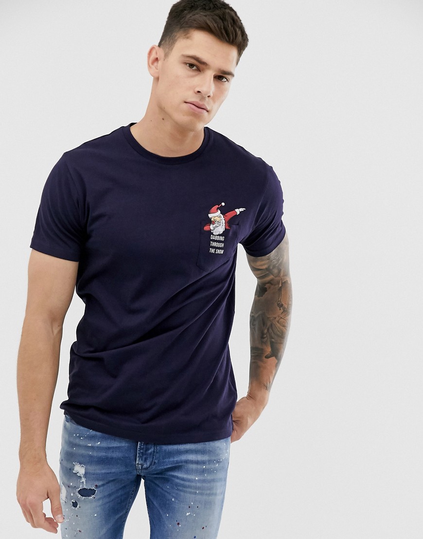 Brave Soul - T-shirt con Babbo Natale che fa la dab sulla tasca-Navy
