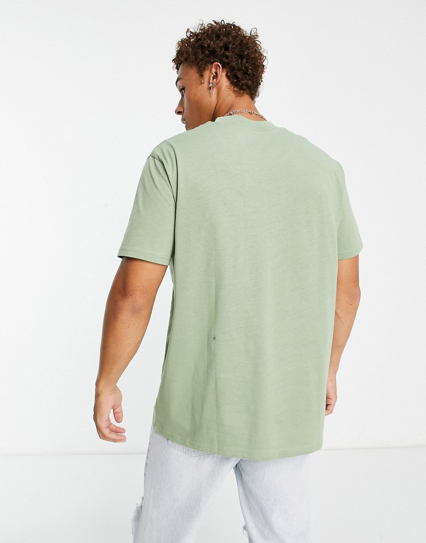T-shirt oversize accollata verde chiaro - Brave Soul T-shirt donna  - immagine1