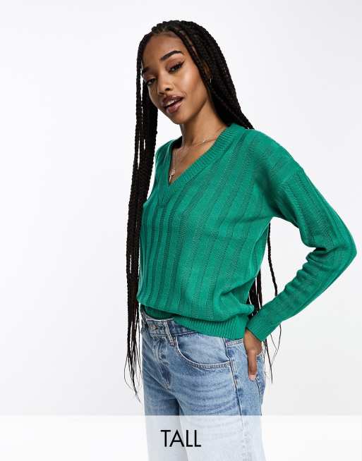 Brave Soul Tall – Kansas – Gerippter Pullover in Grün mit V-Ausschnitt