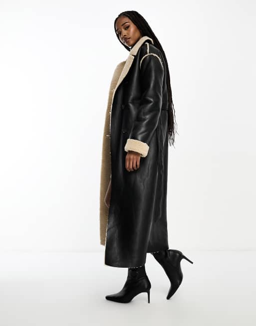 Brave Soul Tall – Verstärkter Longline-Trenchcoat in Schwarz mit Lammfellimitat , 4 von 4