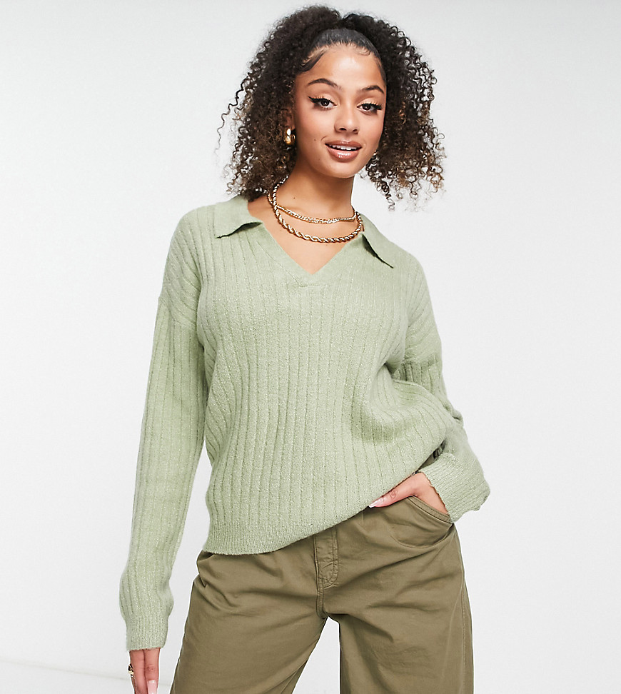Brave Soul Tall zulu v-neck polo sweater in sage-Green