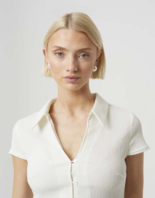 Brave Soul Textured jersey short sleeve button down top in cream, 4 of 4